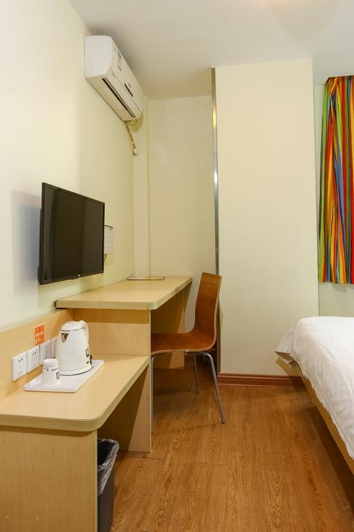 7Days Inn Guangzhou New Tianhe Park Exteriör bild