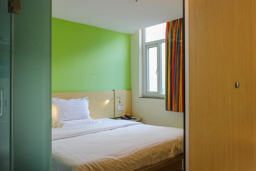 7Days Inn Guangzhou New Tianhe Park Exteriör bild