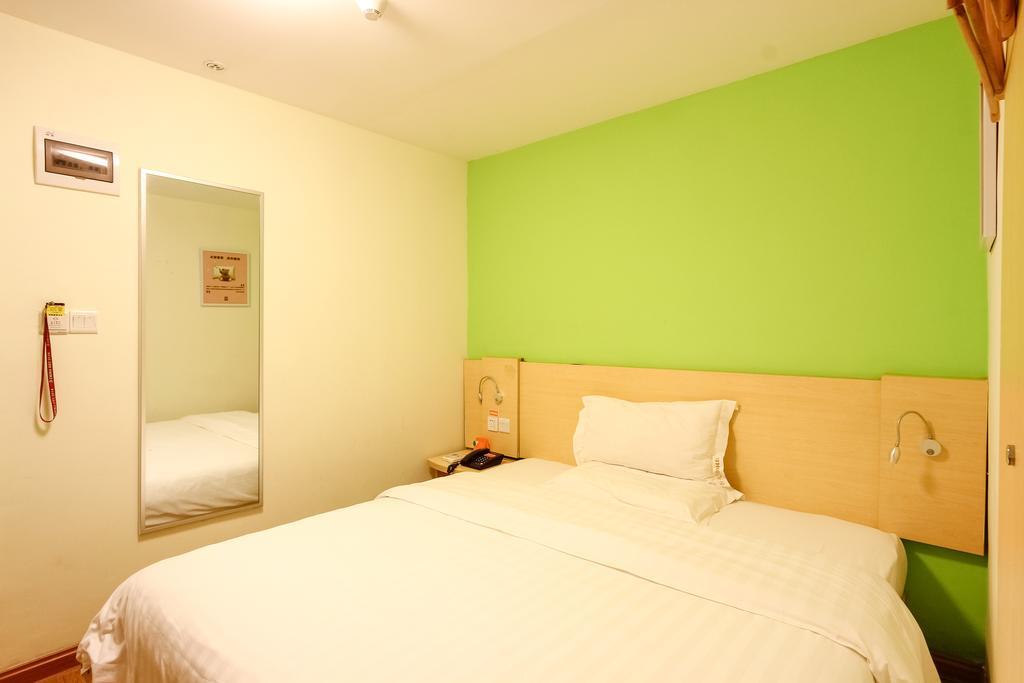 7Days Inn Guangzhou New Tianhe Park Exteriör bild